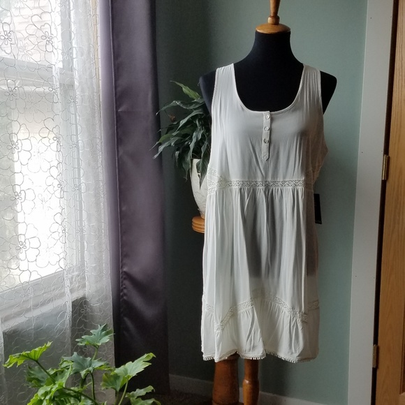 Express Dresses & Skirts - Express Babydoll Dress